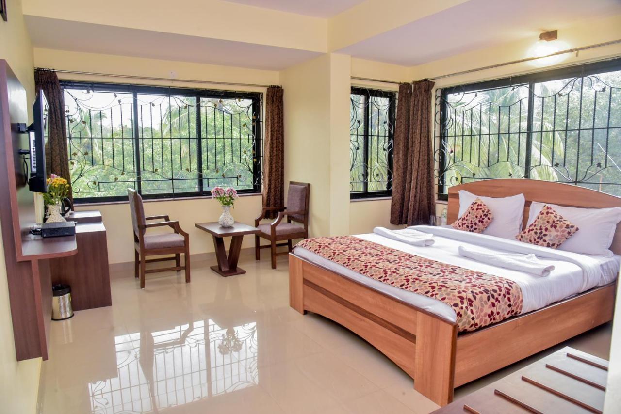 Candolim Grande Resort Exterior foto